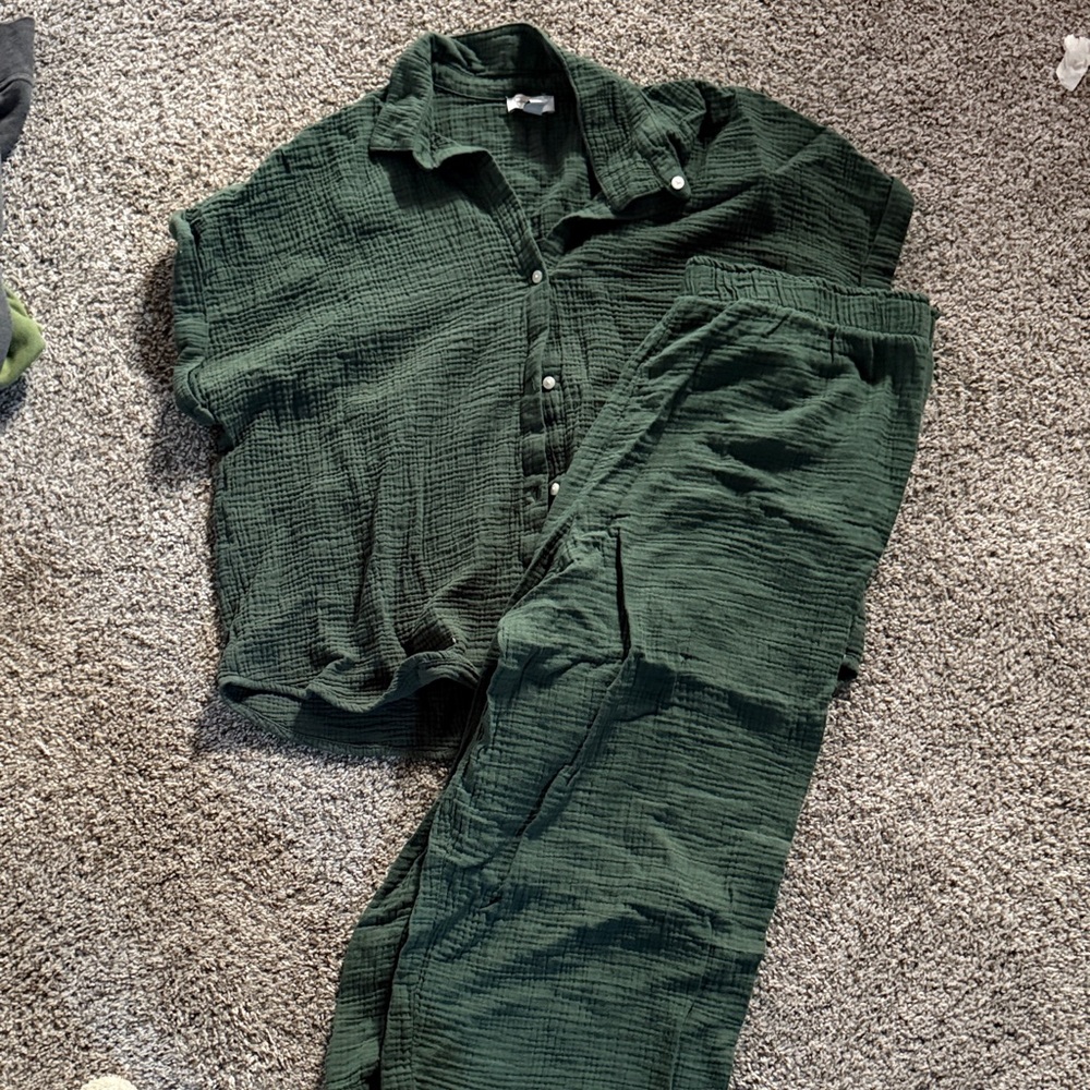 Jessica Simpson Forest Green Textured Shirt